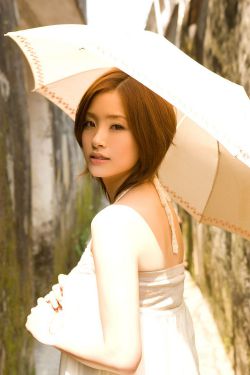最新俄罗斯女人Z0OOZO